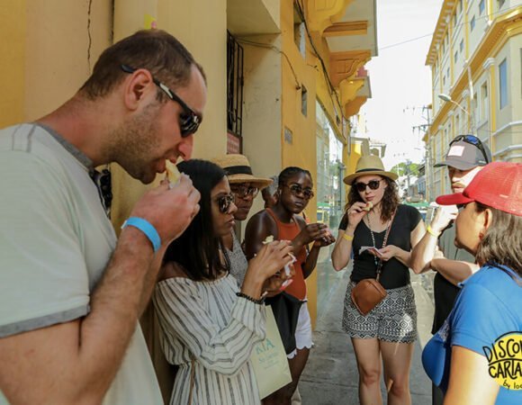 Interactive Street Food Tour Cartagena