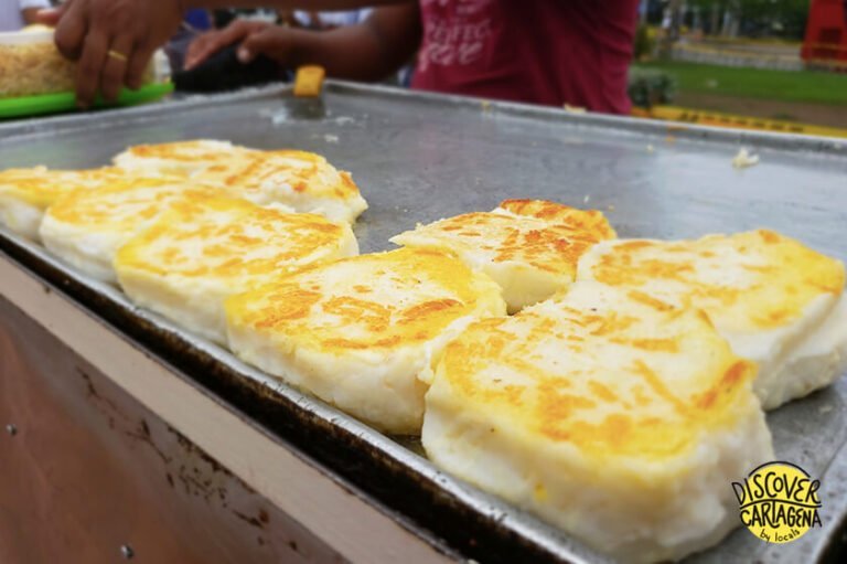 CARTAGENA-STREET-FOOD-TOUR